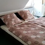 Wald&wiesengefluester Zechlinerhuette Daire